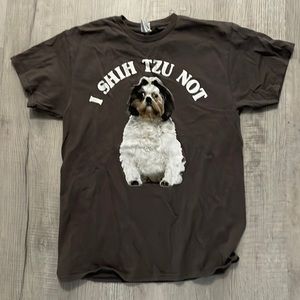 Graphic tee